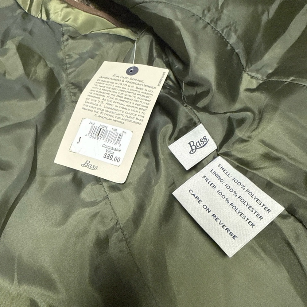 G.H. Bass & Co. Olive Green Vest with brown trim NWT - Picture 6 of 7